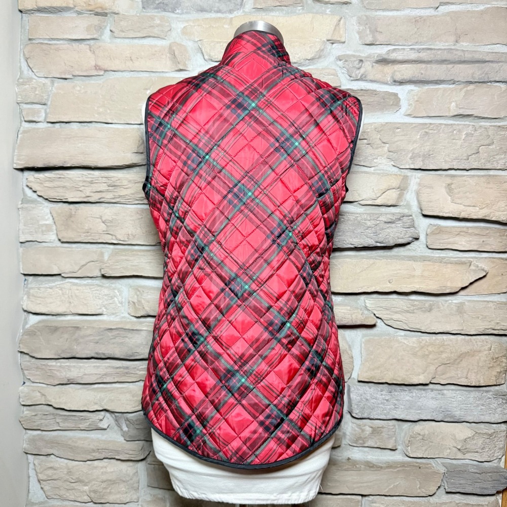 Karen Scott XS Plaid Quilted Vest Red Green Black Puffer Winter Warm Layer - Picture 3 of 8